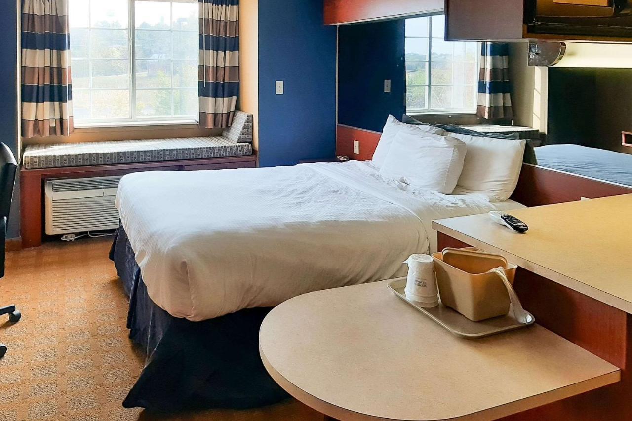 Starkville Inn & Suites Kültér fotó